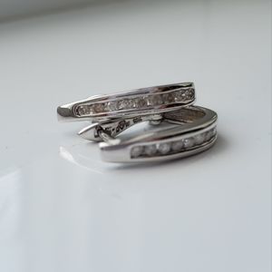 10K white gold earrings